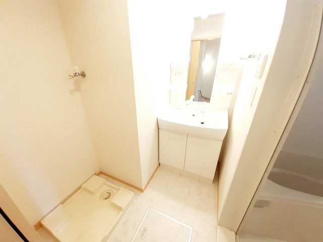グリンデルハイム若園Ｃ 洗面所