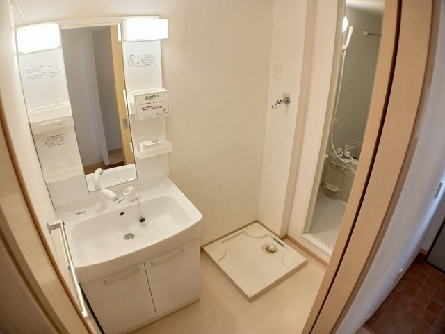 Ｓｏｎｅ　ＡｐａｒｔｍｅｎｔＣ 洗面所