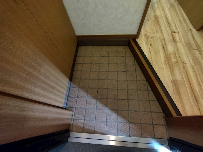 エレガンスコート折尾 玄関