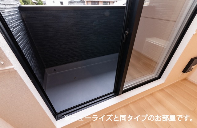 ガーデンハウス　明治町 ベランダ