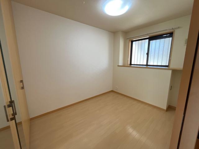 リリーガーデン 室内