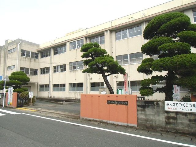 レアリズエスポワールエム 苅田町立　南原小学校まで550m