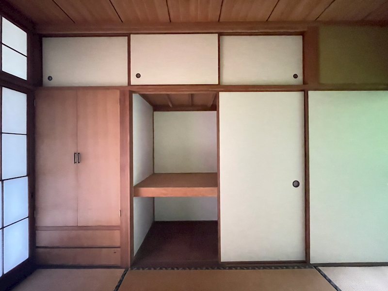 吉木東一丁目38番貸家 収納