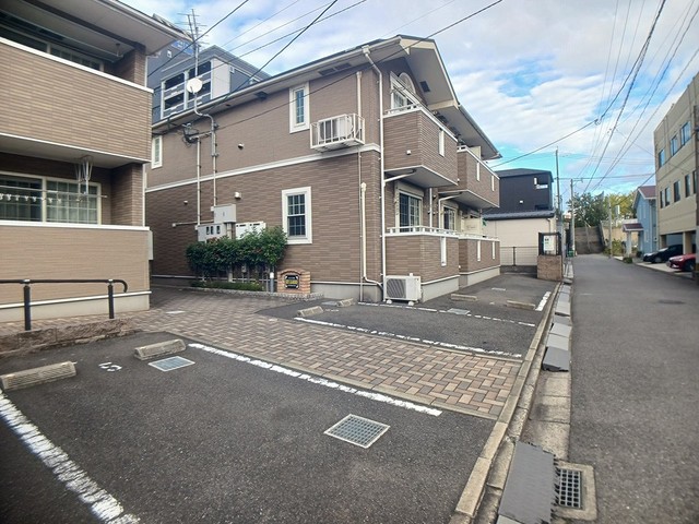 サン　ガーデン戸畑 駐車場