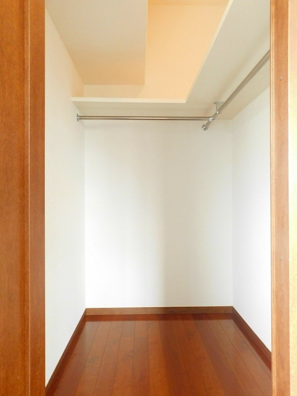 サンシャイン十番館.曽根 収納