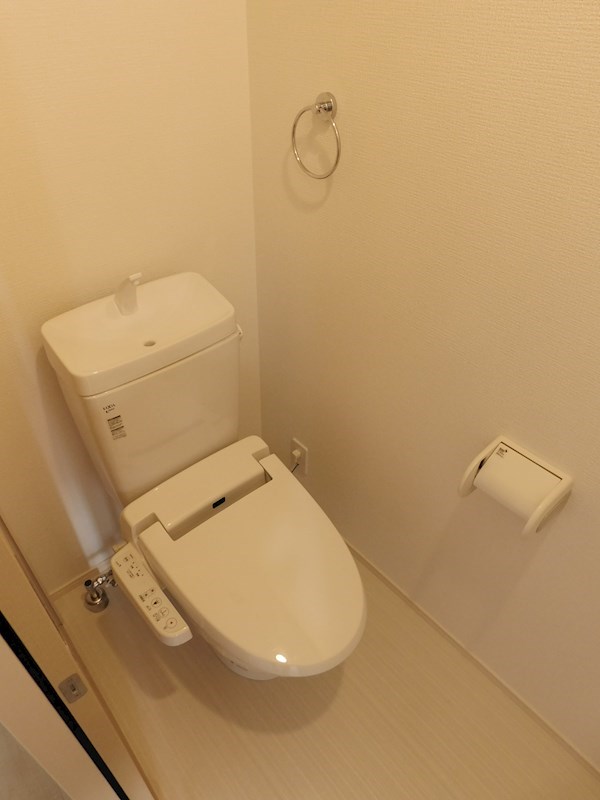 アクシオ足立 トイレ