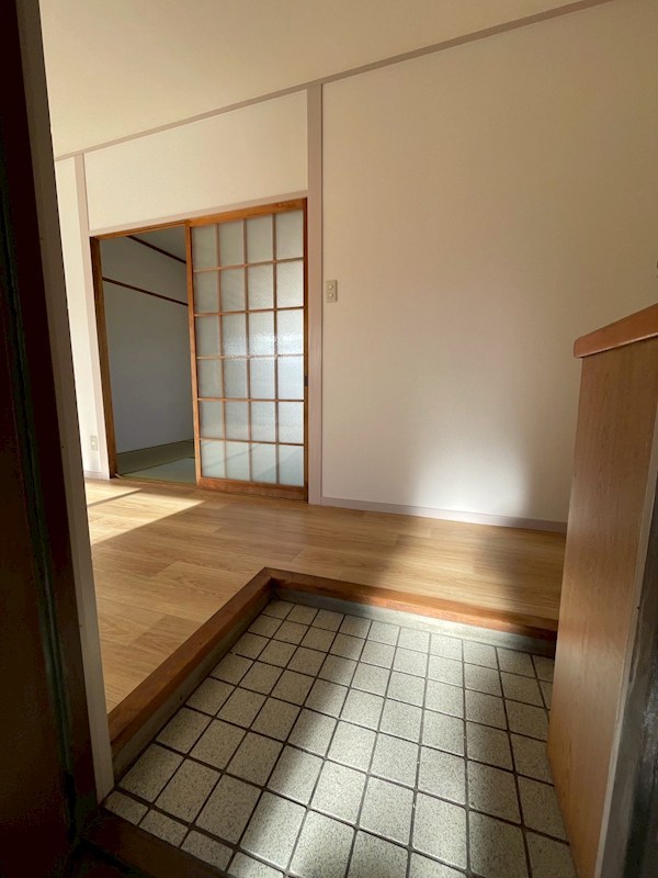 野坂ハイツ 玄関