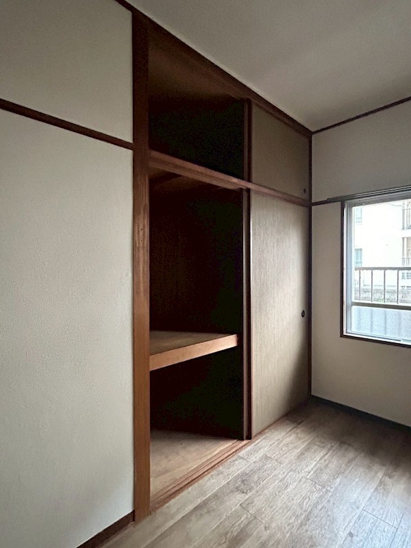 グローヴ安部山Ⅱ 収納